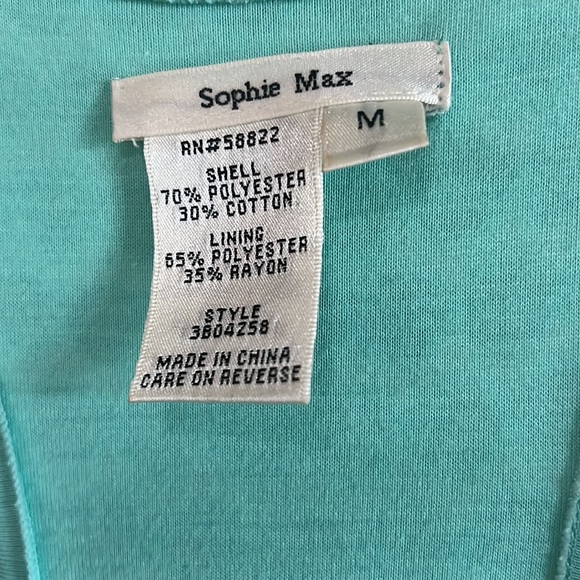 Dress - Picture 3 of 3